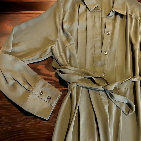 Beautiful Nanette Lepore Rayon Dress. Khaki Green. Super Soft Sz8 - Picture 4 of 15